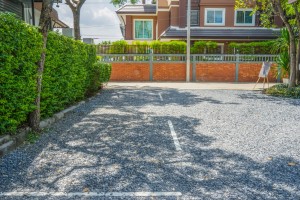 gravel driveway driveway design